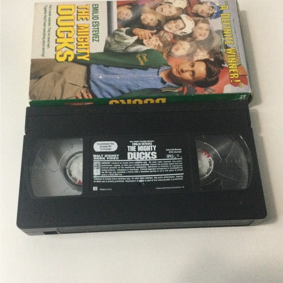 The Mighty Ducks Pre-Owned VHS Tape - Picture 6 of 7